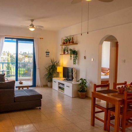 Ron'S Pergola Apartment Paphos 外观 照片