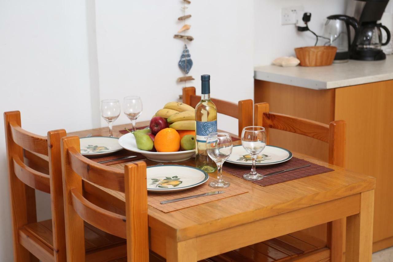 Ron'S Pergola Apartment Paphos 外观 照片